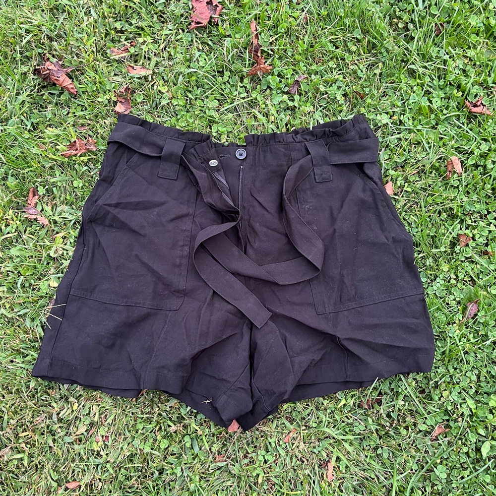 Nine West Black Women's Cargo Shorts